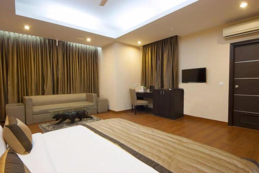 Zenith Hotel - Delhi Airport Nuova Delhi Esterno foto