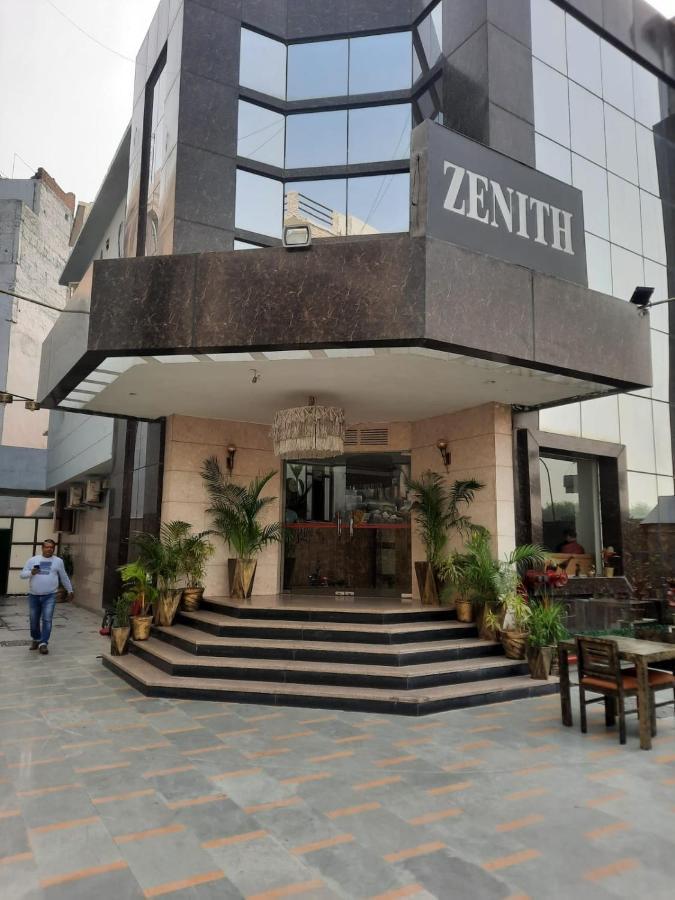 Zenith Hotel - Delhi Airport Nuova Delhi Esterno foto
