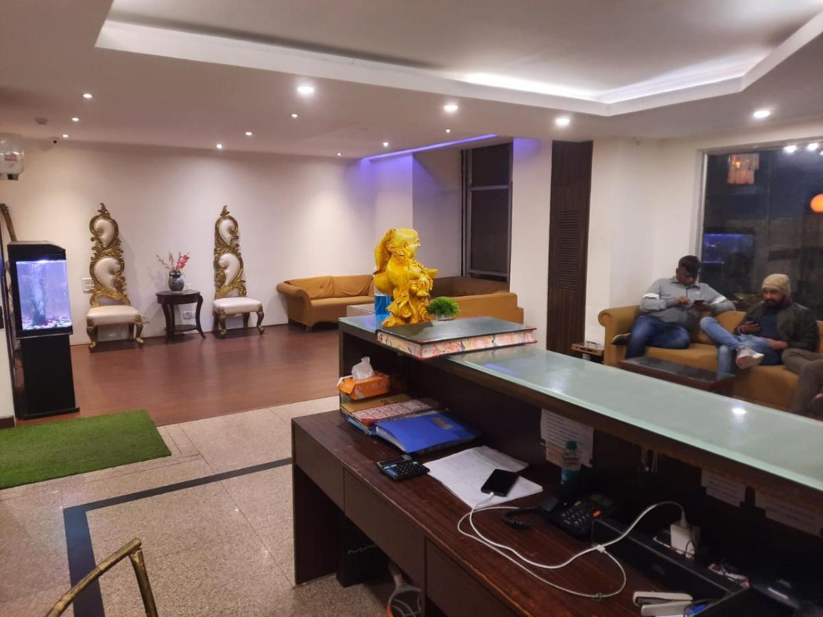 Zenith Hotel - Delhi Airport Nuova Delhi Esterno foto